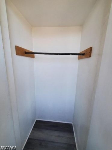 26 Christopher St, Carteret NJ  07008-3141 exterior