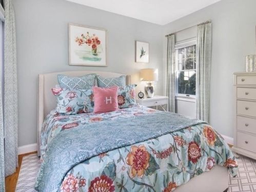 4 Sayles Rd, Hingham MA 02043-2678 exterior