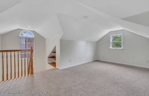 39 Brown Pl, Tinton Falls NJ  07701-2206 exterior