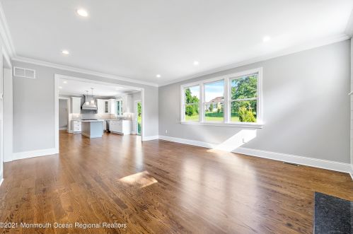 747 Sycamore Ave, Tinton Falls NJ 07724-3237 exterior