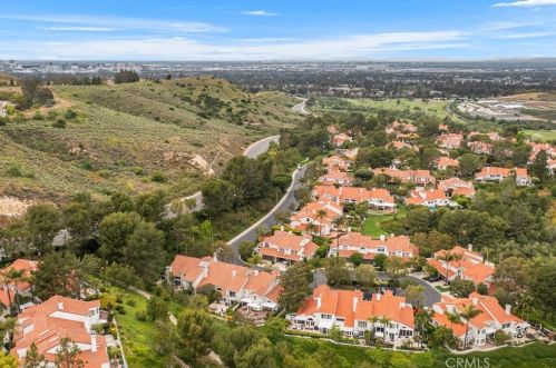 6 Baristo, Irvine CA 92612-2984 exterior