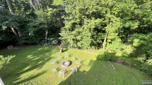 385 Stonetown Rd, Skyline Lakes NJ  07456-1308 exterior