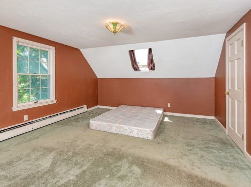 1626 Main St, Leicester MA 01524-1917 exterior