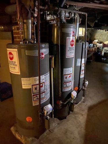 61 Houghton St, Worcester MA 01604-3822 exterior