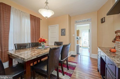 523 Lincoln Ave, West Deptford NJ 08066-1136 exterior