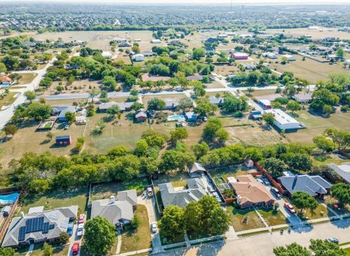 6516 Coral Ln, Garland TX 75048-3386 exterior