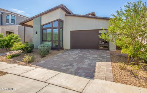 9318 9th St, Phoenix, AZ 85042-2664