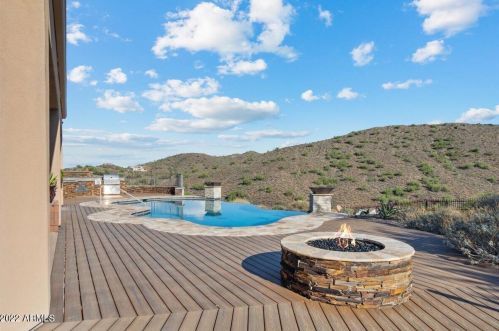 33807 4 Dr, Phoenix AZ 85045-0464 exterior