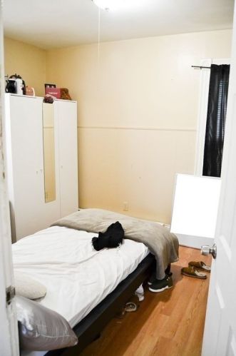 219 St, New Bedford MA 02740-4133 exterior