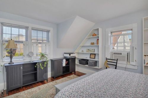 6 Munson Meeting, Chatham MA exterior