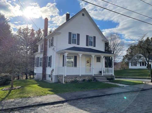 20 Crapo St, Taunton MA 02780-2317 exterior