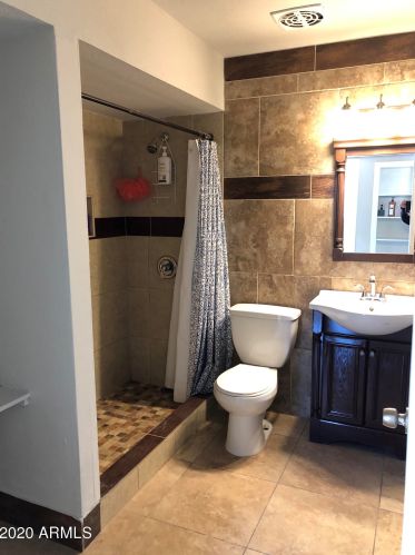 4036 76 Ave, Phoenix AZ 85033-1237 exterior