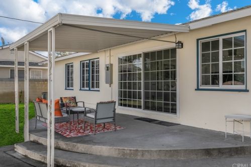 1431 Chalet Ave, Anaheim CA  92802-2146 exterior