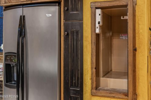 2702 Est Dr, Park City UT 84060-6878 exterior