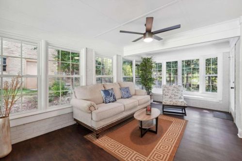 2022 Deren Way, Atlanta GA  30345-3710 exterior