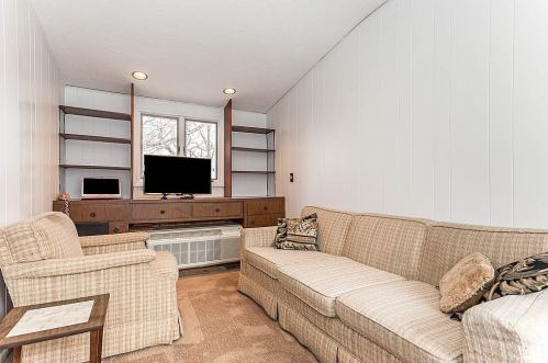 48 Craig St, Milton MA 02186-2513 exterior