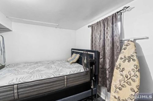 5 Davidson St, Belleville NJ  07109-3207 exterior