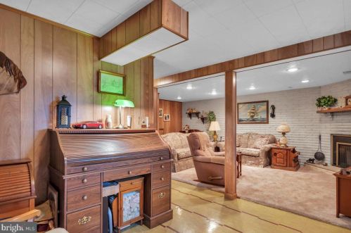 228 Somerset Rd, West Deptford NJ 08096-6066 exterior