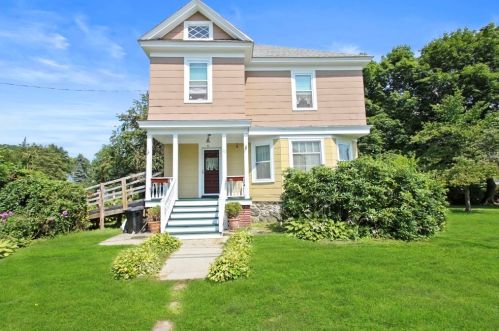 10 Lyndale Ave, Methuen, MA 01844-1423