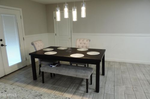 4001 61 St, Phoenix AZ 85033-1712 exterior