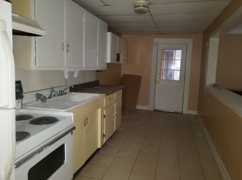 11 Main St, Winchendon MA 01475-1088 exterior