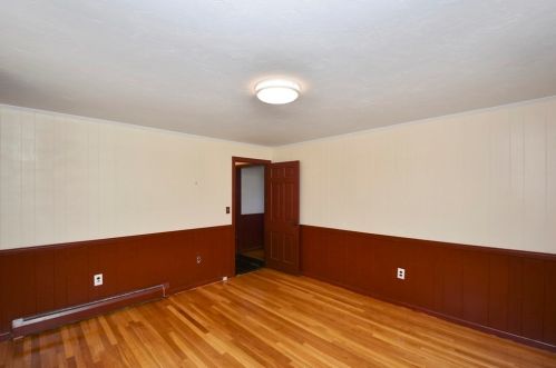 9 Knollwood Rd, Worcester MA 01612-1326 exterior