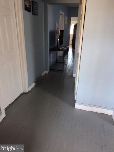 675 Broad St, West Deptford NJ 08096-1605 exterior