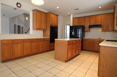 2700 Oakland Hills Dr, Plano TX  75025-6448 exterior