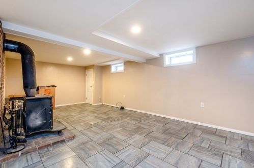 475 Newman Ave, Seekonk MA 02771-4606 exterior