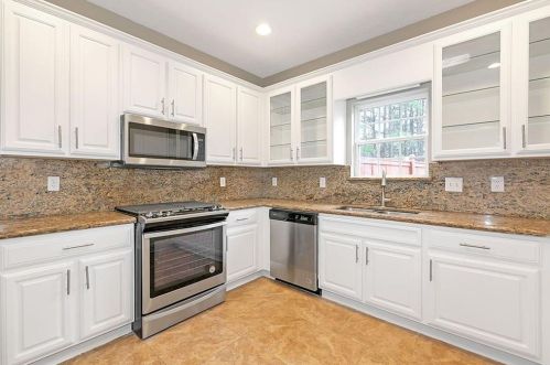 376 Sunderland Way, Stockbridge GA 30281-7957 exterior