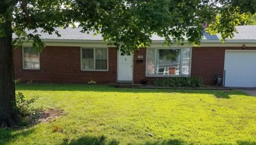 104 Spg Gdn Dr, Louisville KY  40218-3736 exterior