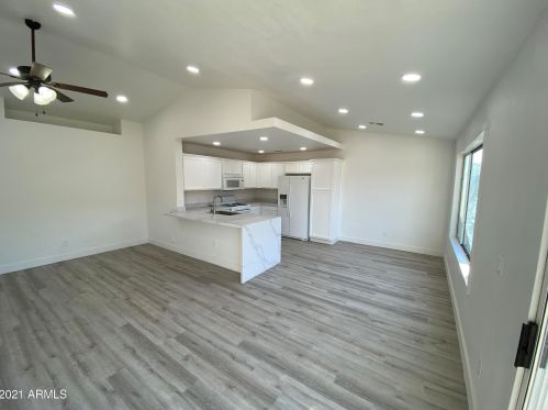 8418 Berkeley Rd, Phoenix AZ  85037-4146 exterior