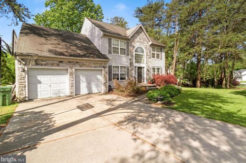 155 Stanhope Ave, West Deptford, NJ 08051-1165