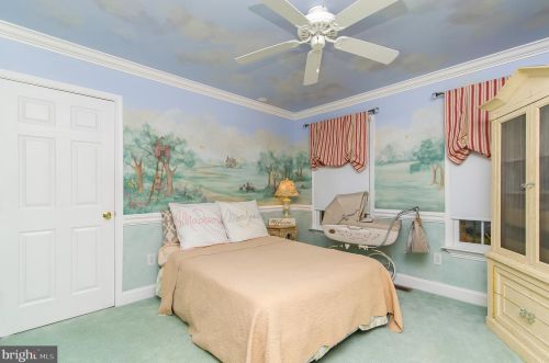 640 High St, West Deptford NJ 08051-1460 exterior