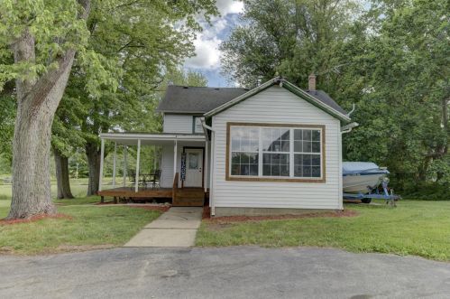 6012 109th Ave, Crown Point IN  46307-3613 exterior