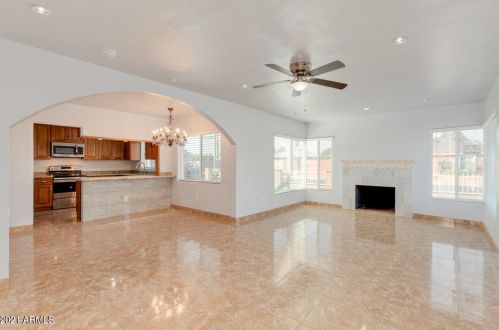 1501 Edgemont Ave, Phoenix AZ 85035-1808 exterior