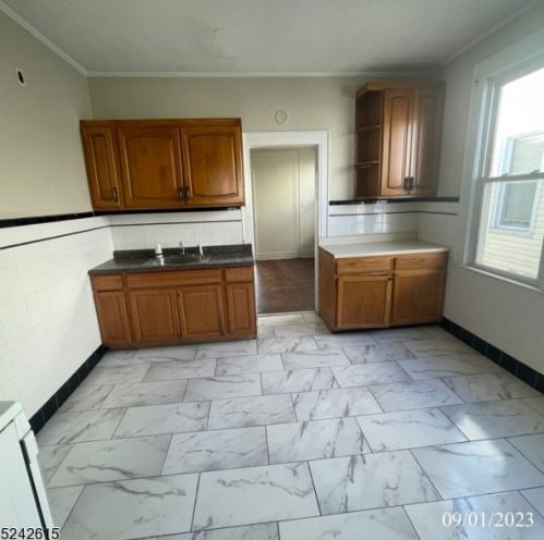 32 Windsor St, Kearny NJ 07032-2069 exterior