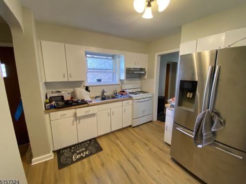 276 William St, Belleville NJ  07109-1611 exterior