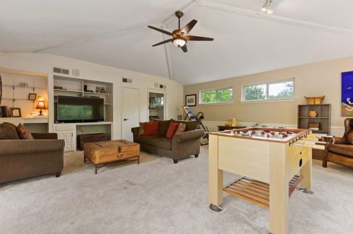 441 Country Vw Ln, Garland TX 75043-5612 exterior