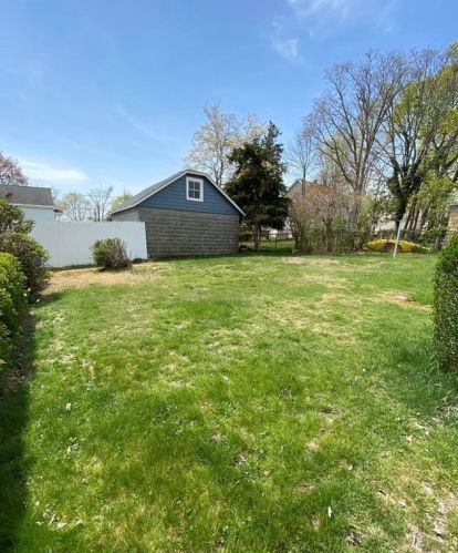 345 Westhill Ave, Fall River MA  02726-2922 exterior