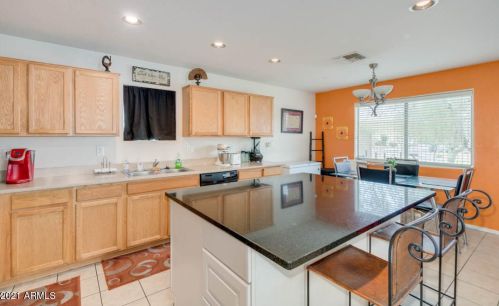 7412 37 Dr, Phoenix AZ 85053-2808 exterior