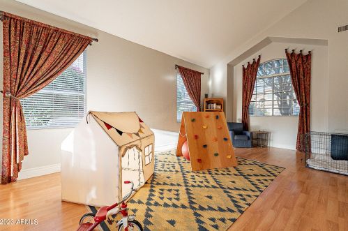 1368 Desert Flower Ln, Phoenix AZ  85048-5928 exterior