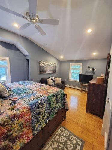 16 Adorn St, Weymouth MA 02188-1202 exterior