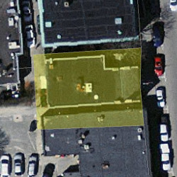 305 Walnut St, Newton MA 02460-1927 aerial view