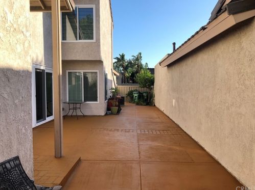 27 Tangerine, Irvine CA  92618-4565 exterior