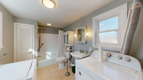 266 Pleasant St, West Bridgewater MA 02379-1509 exterior