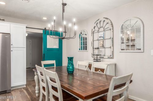 1406 Clarendon Ave, Phoenix AZ 85018-5524 exterior