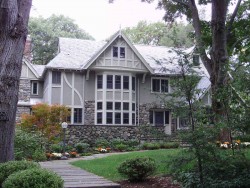 65 Sylvan Ave, Newton, MA 02465-3025