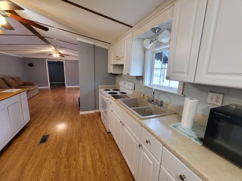 1963 Alexander Rd, Verona KY 41092-8221 exterior