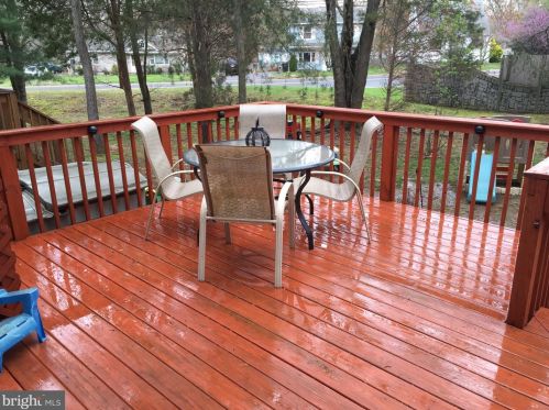 231 Balin Ct, West Deptford NJ 08051-2209 exterior